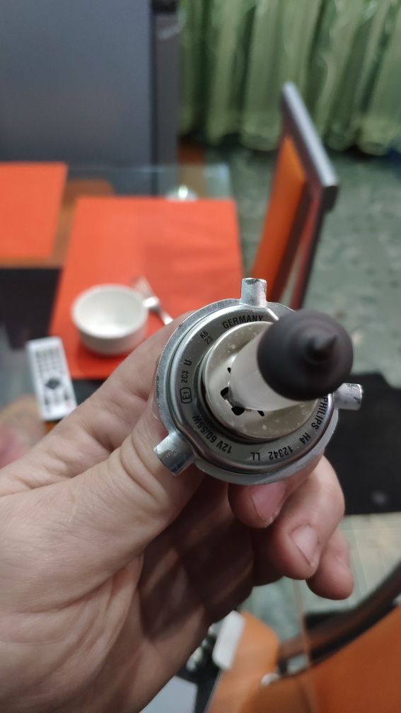 Оригинальный Philips H4
