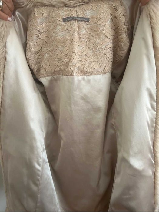 Casaco em pelo -GAUDI