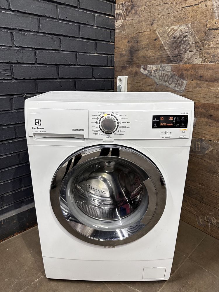 Стиральная/пральна машина LG Direct Drive 6kg F1096ND3