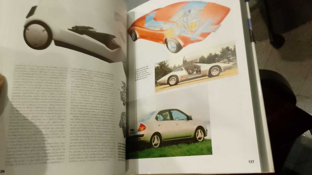 Enciclopédia Ilustrada do Automóvel - David Burgess Wise