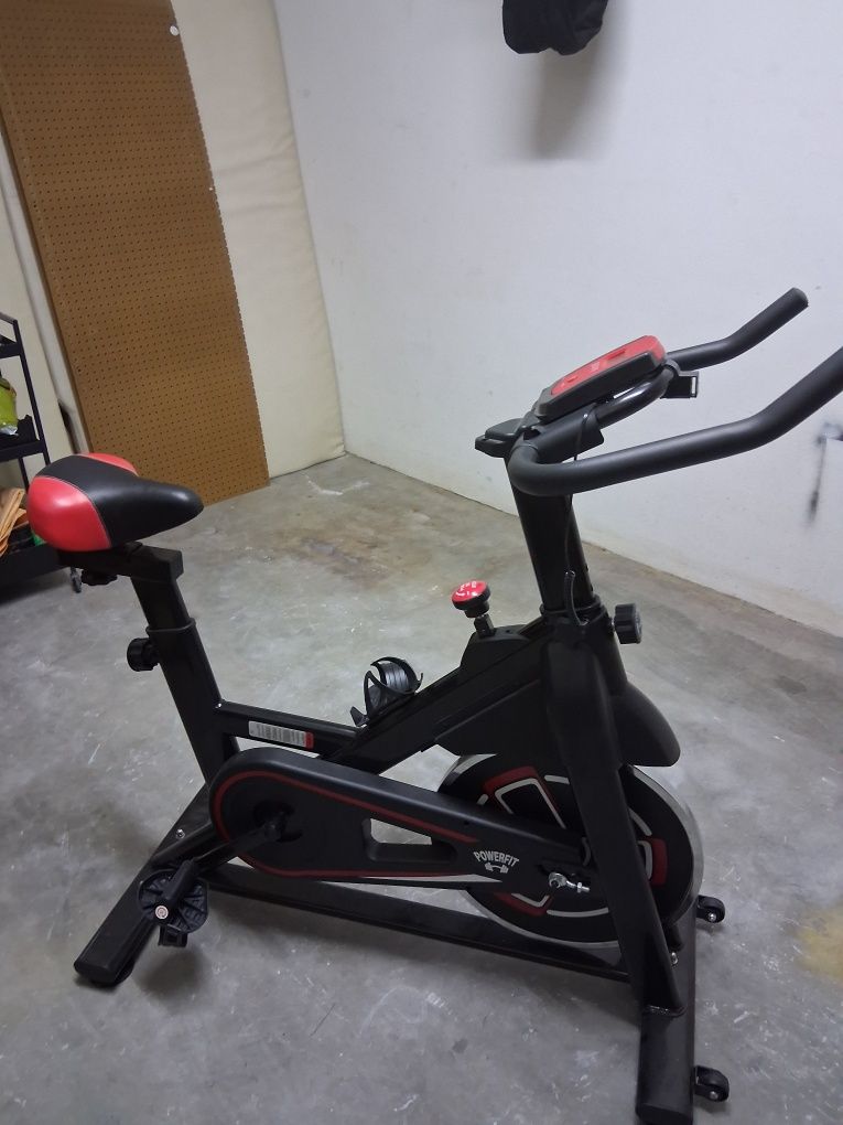 Bicicleta de Spinning Powerfit – Como nova + Garantia