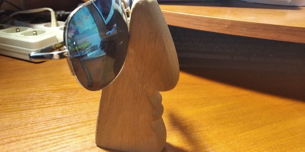 Підставка для очків з дерева (ручна робота)