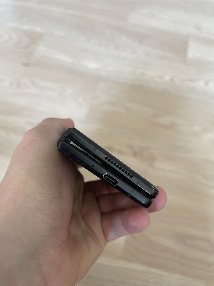 Samsung Galaxy Fold 3 SM-F926B 12/256Gb Phantom Black