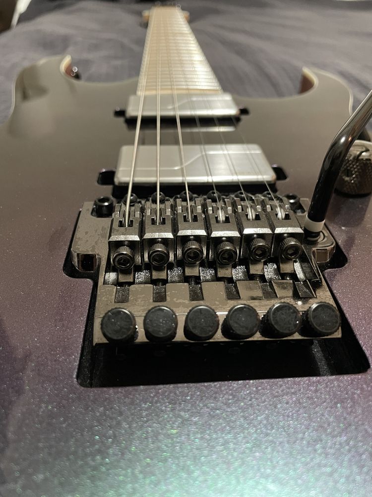 Guitarra Ibanez RG5120M-PRT (praticamente nova) + Hardcase Ibanez