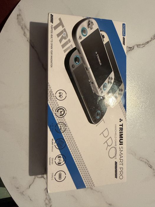 Konsola TRIMUI smart pro