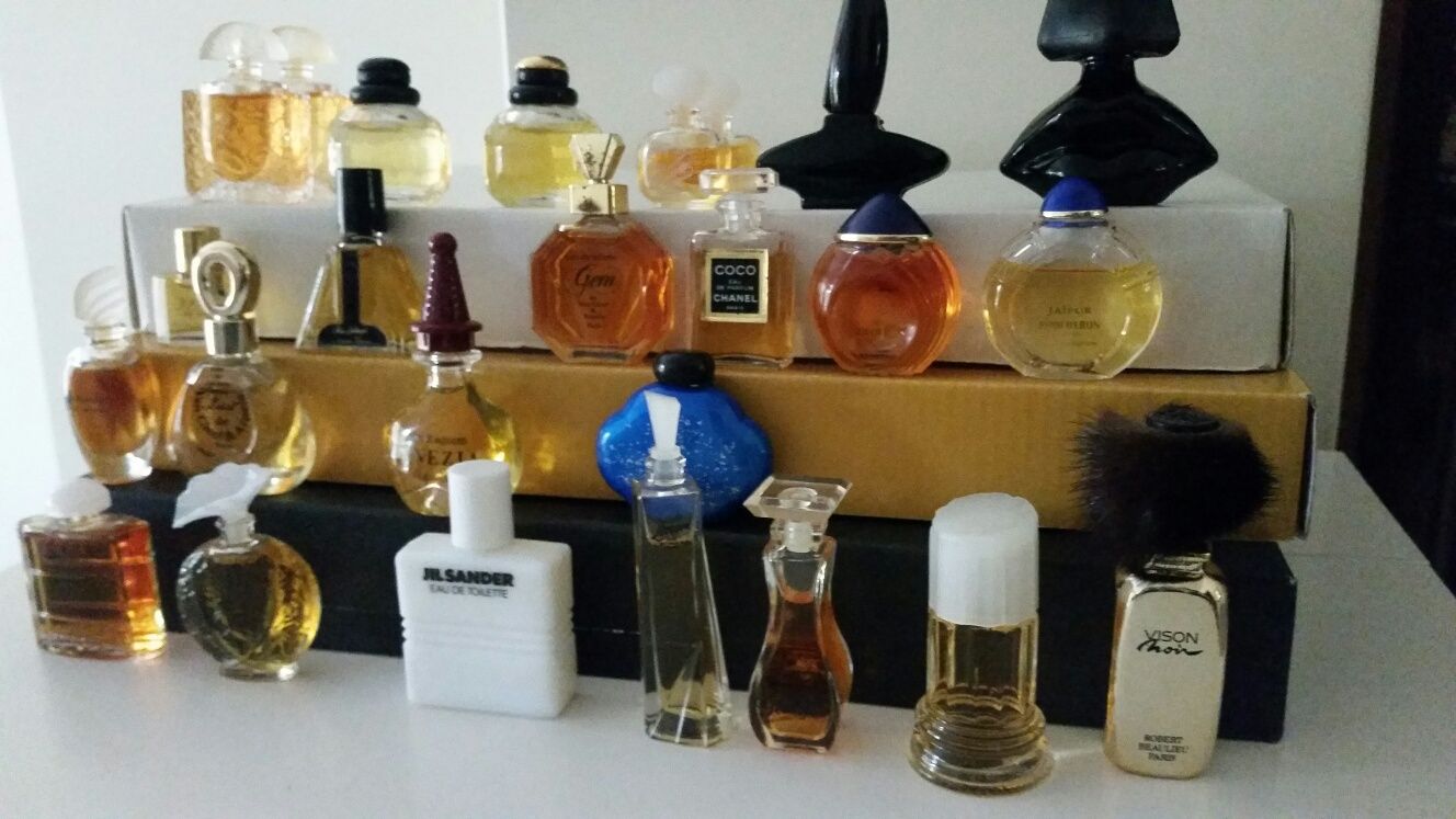 Miniatura de perfume AA