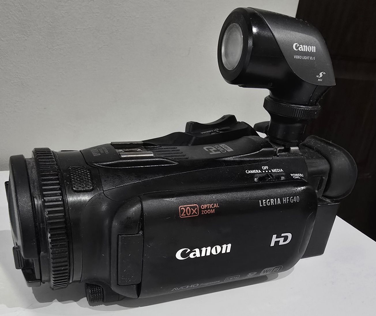 Canon LEGRIA HF G40 w  super stanie