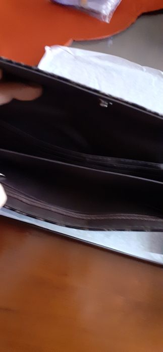 Carteira nova  mulher