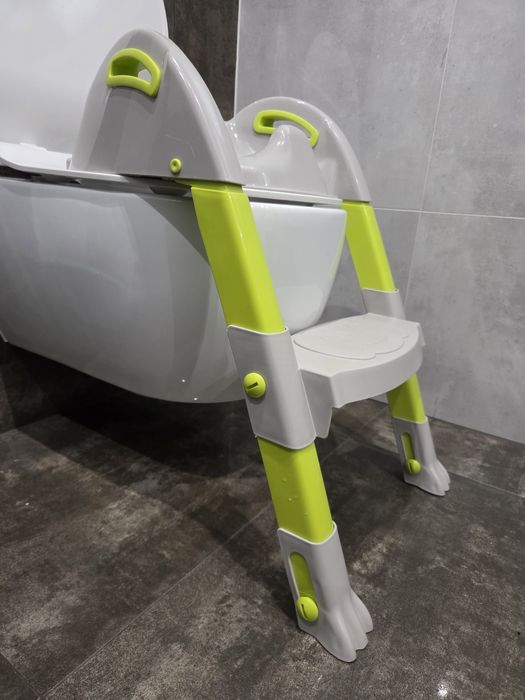 Nakładka na wc z podnóżkiem, podstawka do toalety