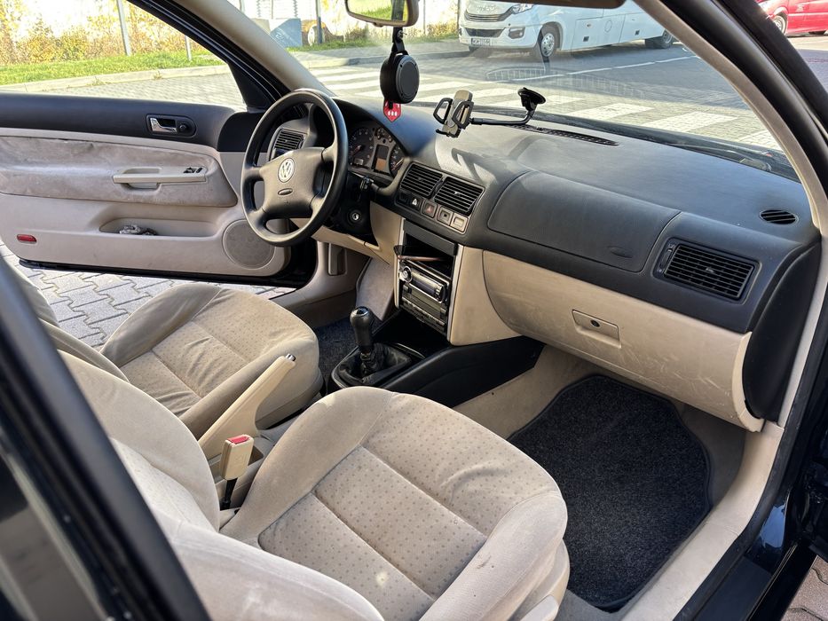 Volkswagen Golf 4 2.0 benzyna