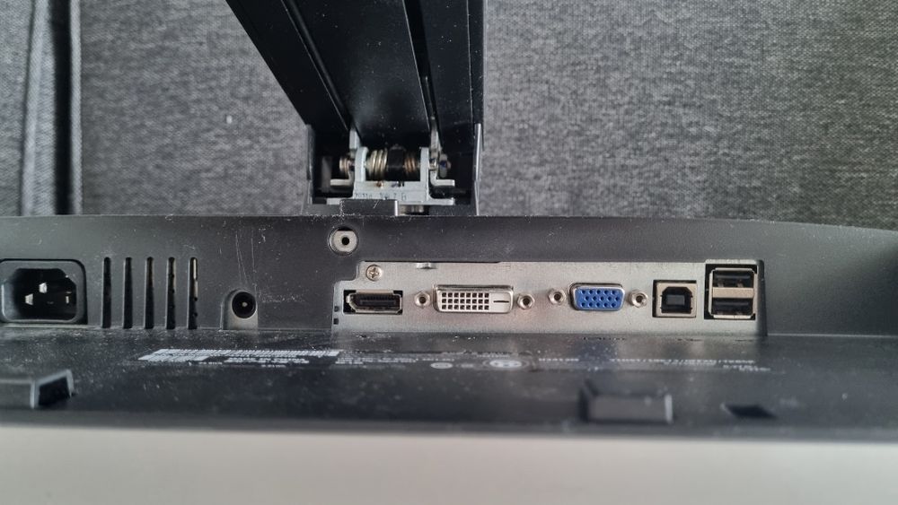 Monitor Dell  U2412M  24" 1920x1080