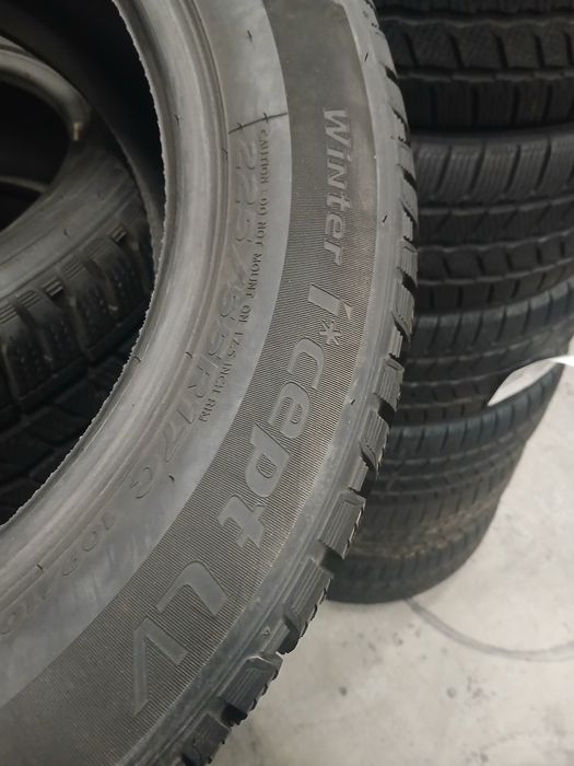 225 55 R17C  HANKOOK  Winter I*cept LV,Зимові шини БВ Склад