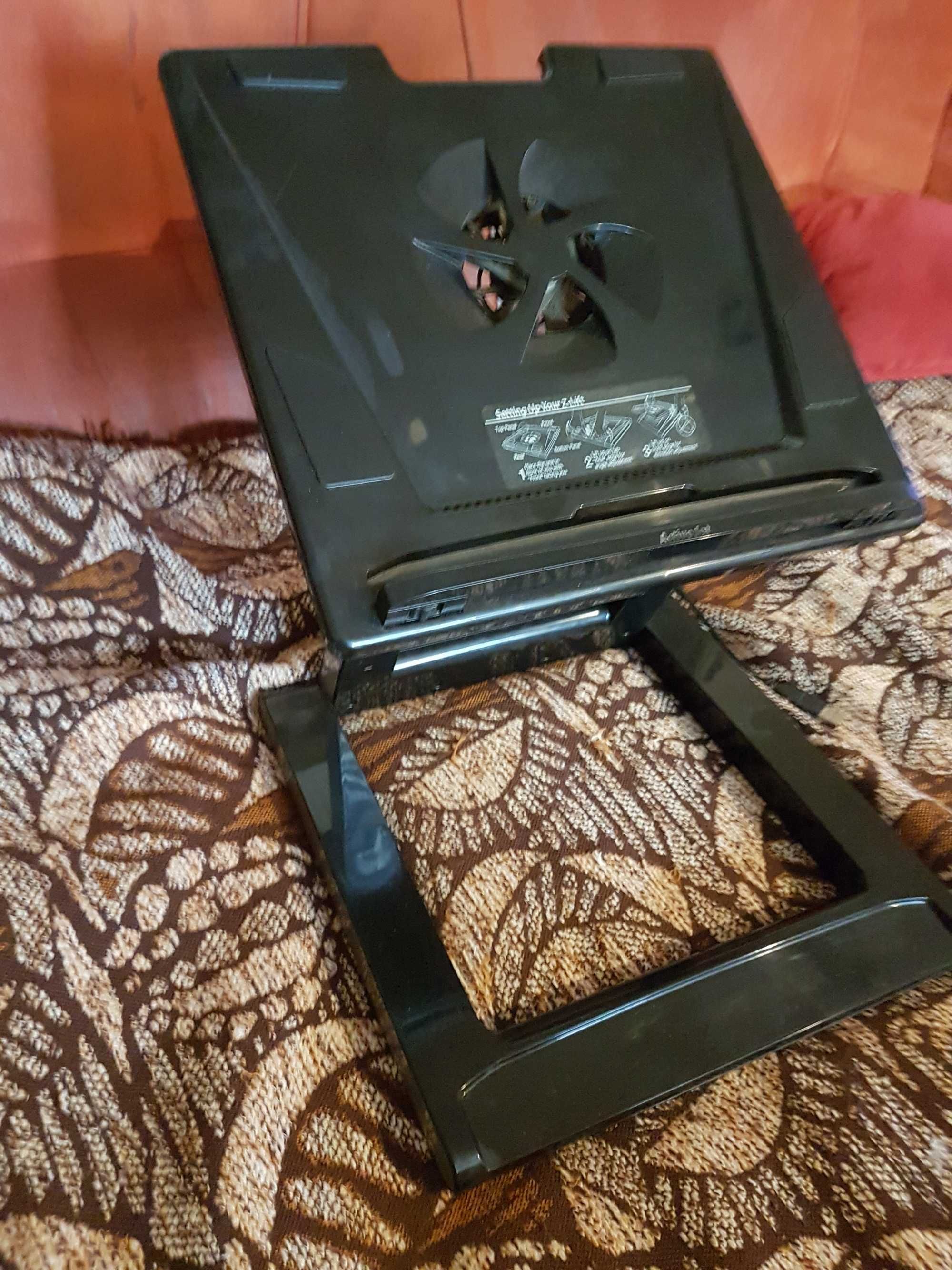 Stolik chłodzący  , Podstawka pod Laptopa