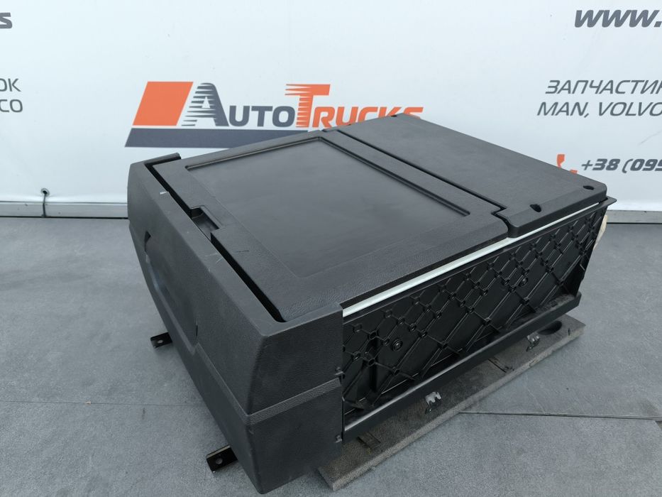 Холодильник автомобільний 12-24 MAN VOLVO MERCEDES IVECO Запчастини