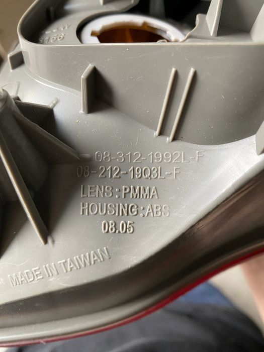 задний левый фонарь Depo, Toyota Corolla 2007 (e150)