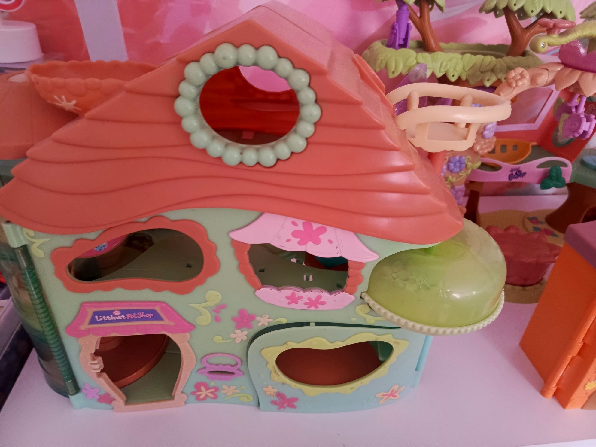Domki dla peth shop
