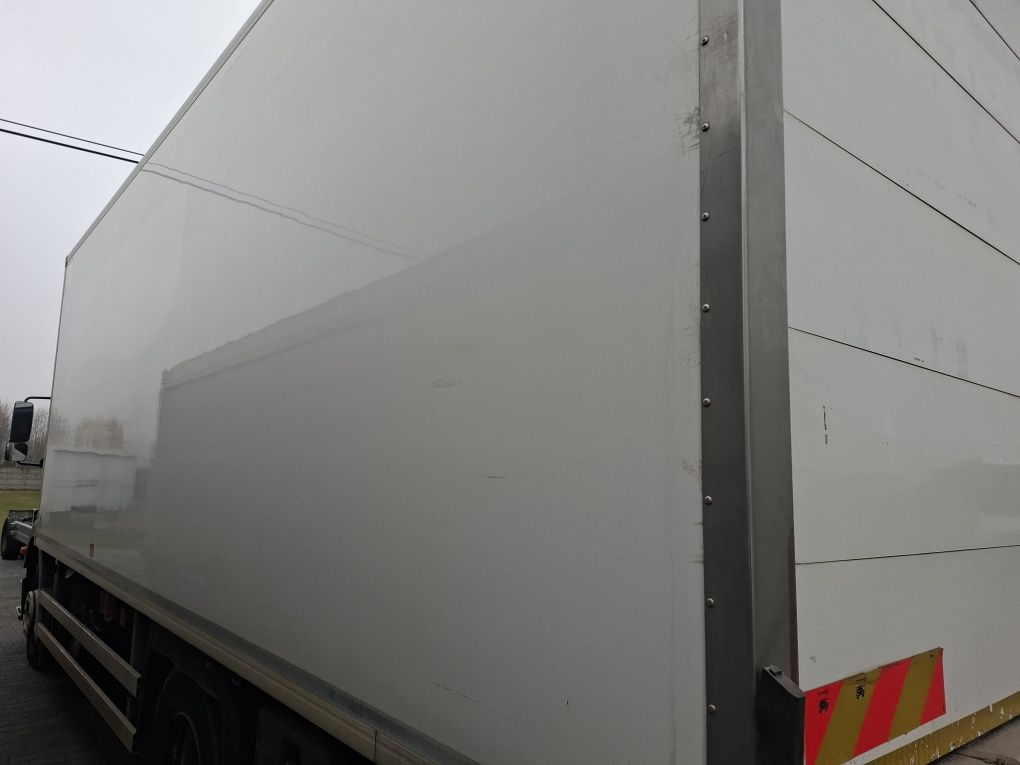 Chłodnia Kontener magazyn w stanie bardzo dobrym z transportem
