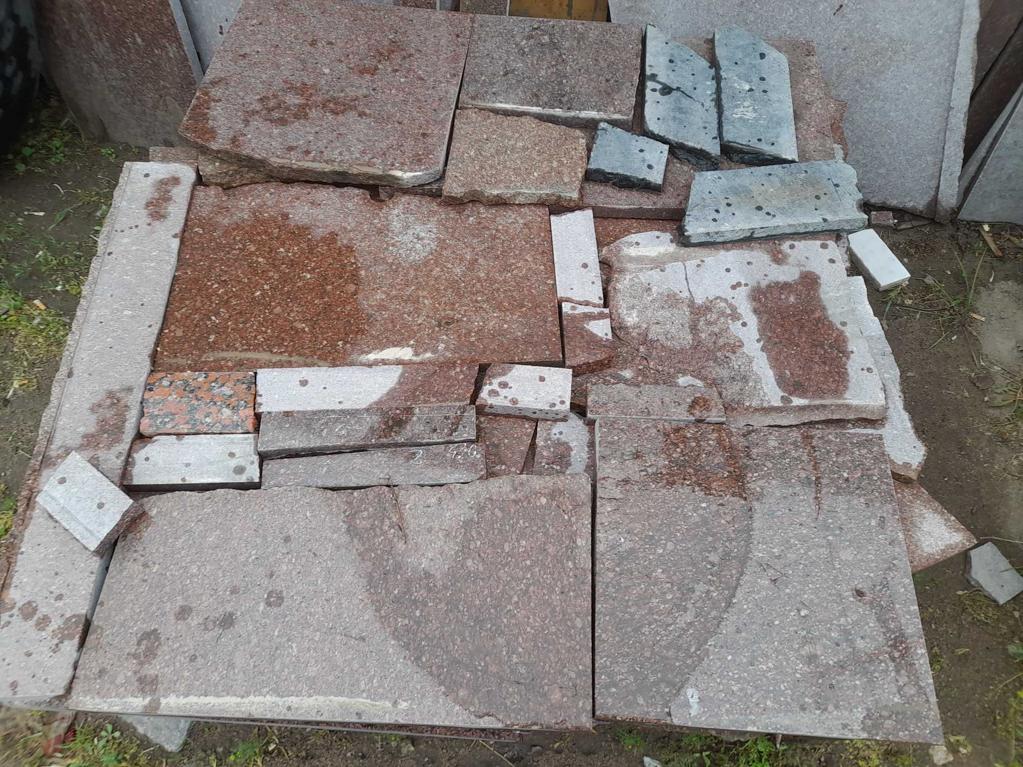 Брекча гранітна з Токівського родовища. Ціна від виробника.