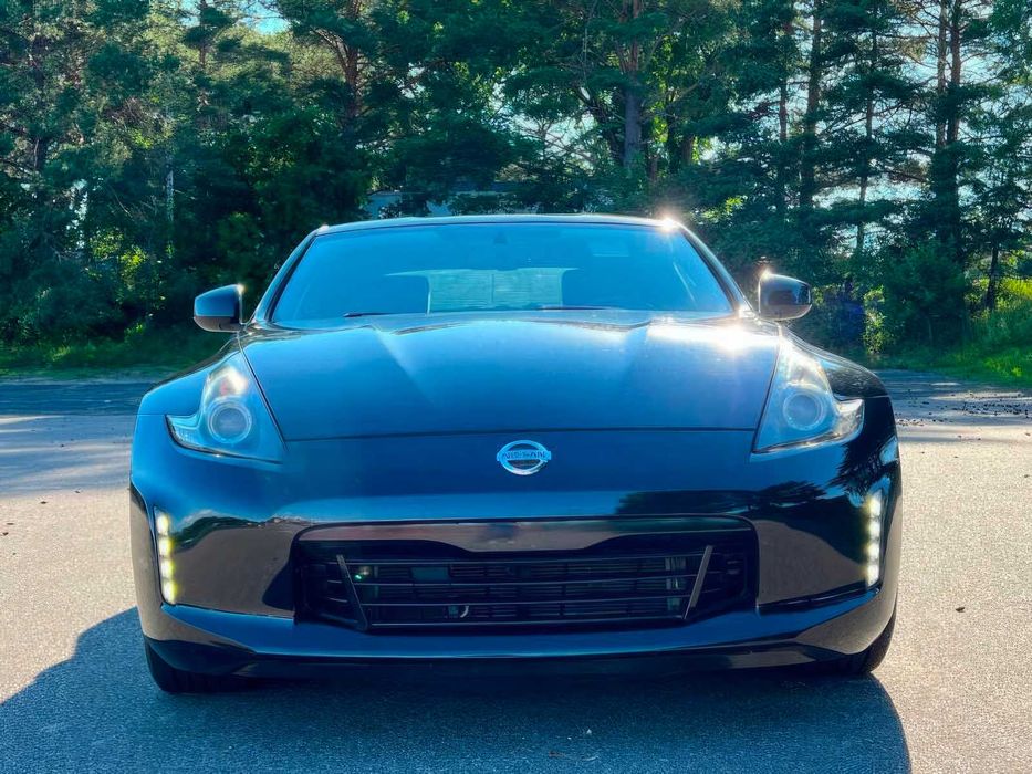 Nissan 370Z      2019