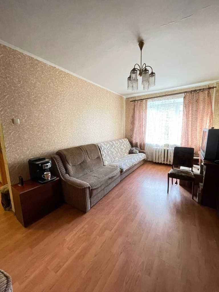 Продаж 2-х кімнатної  квартири на Садах-2. №13932