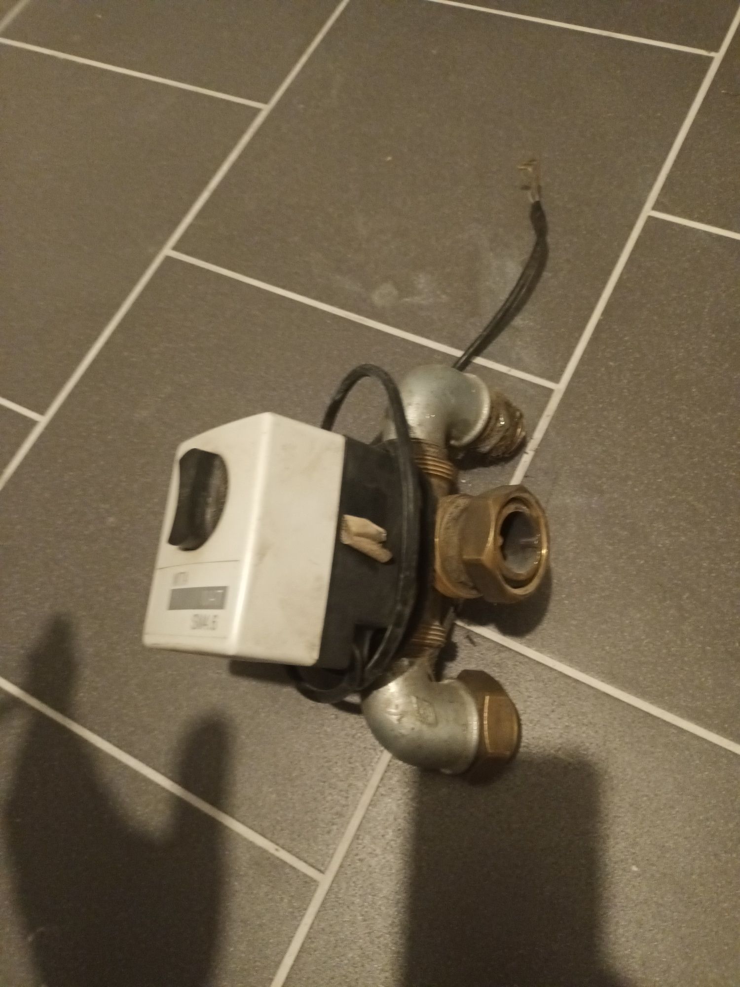 Zawór   mieszający    4drożny I 3drożny