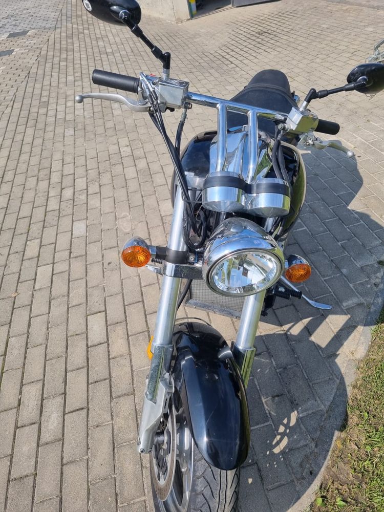 Kawasaki mean streeak 1600