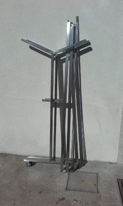 Estendal  em INOX de 2 metros