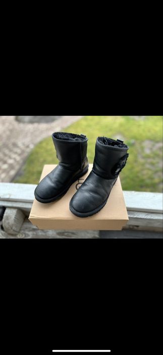 Чёрные угги UGG