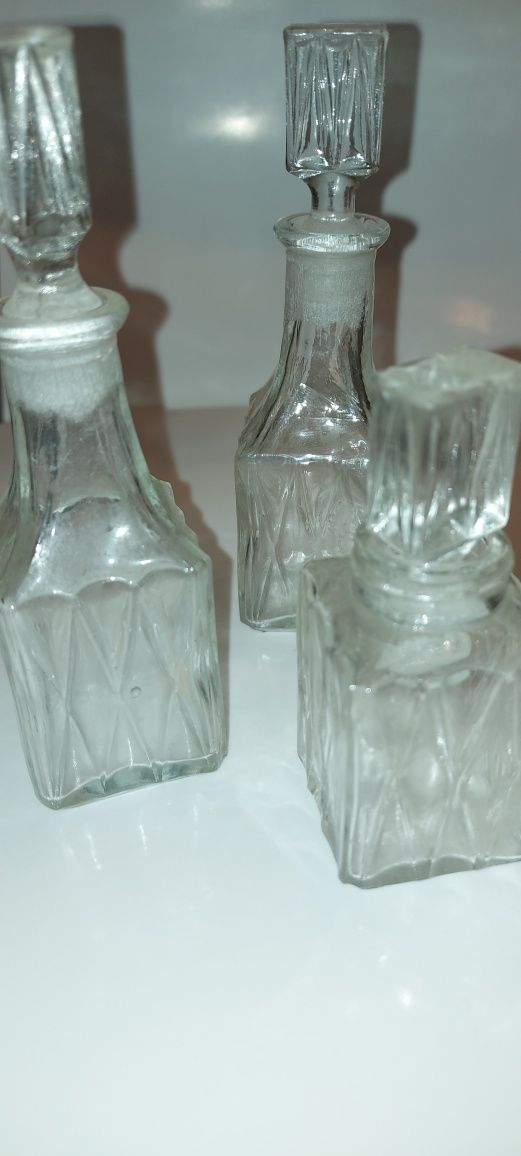 Stare butelki  szkło