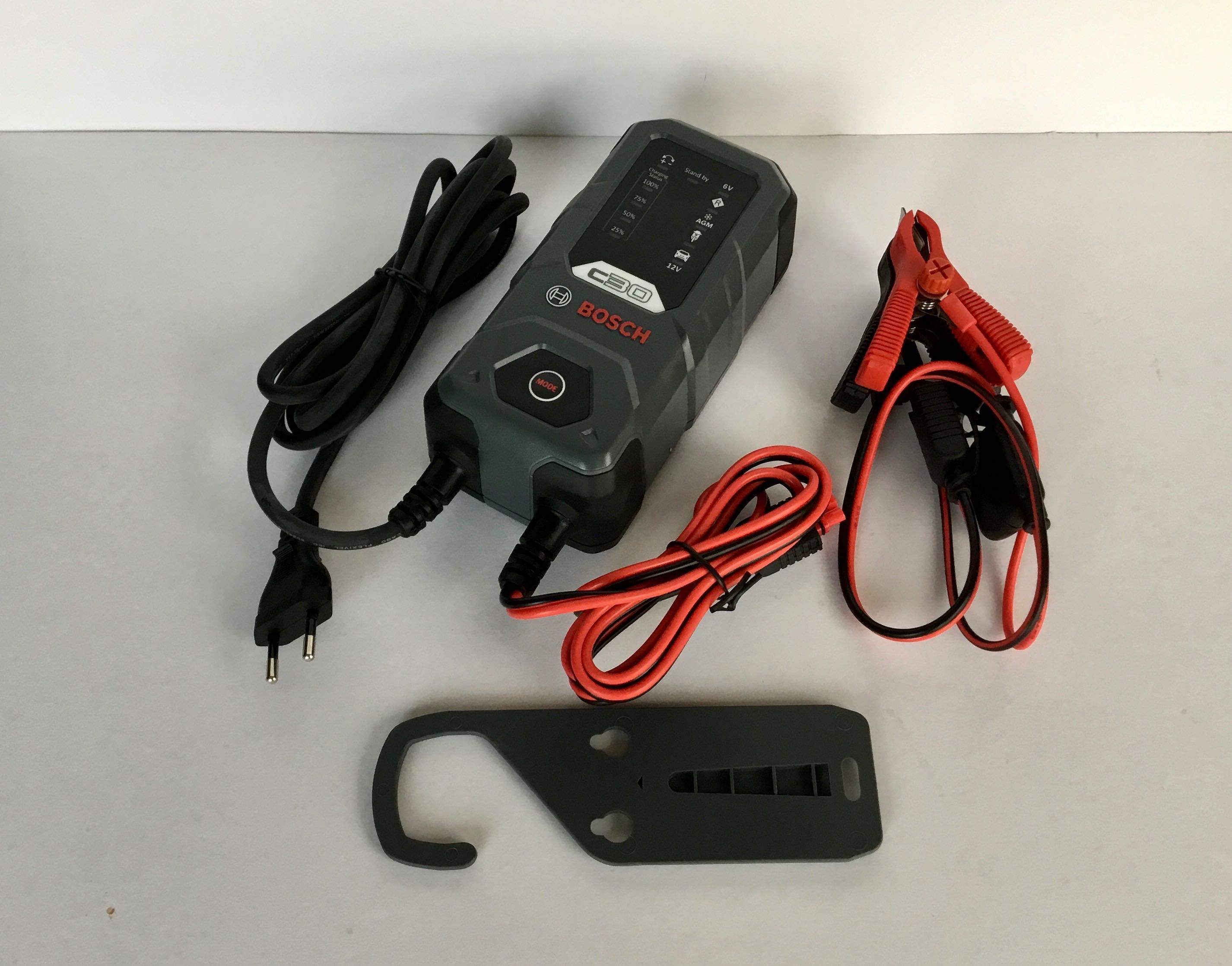 Bosch C30 ładowarka, prostownik 6/12V