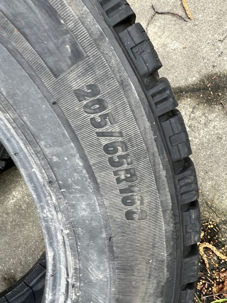205/65/16C Michelin agilis alpin