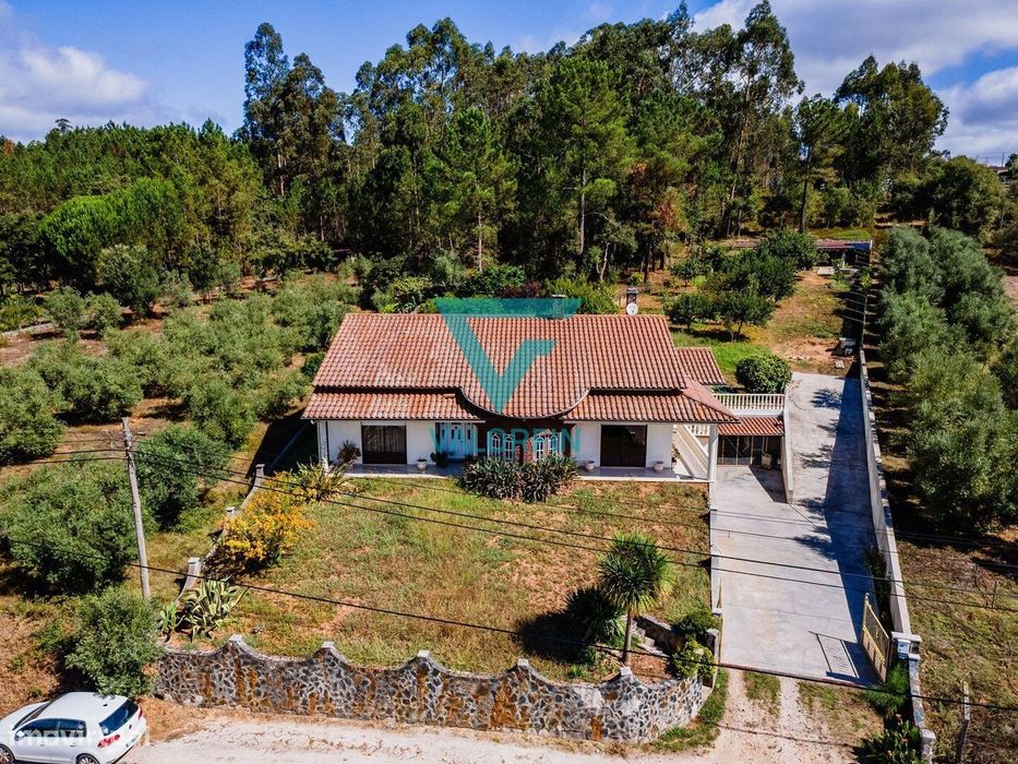 Moradia T3 Individual com Terreno | Carnide – Leiria