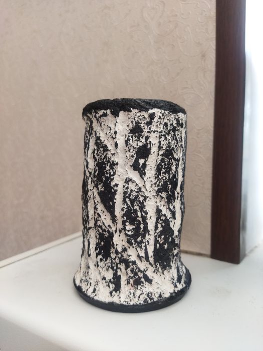 Ваза для сухоцвітів з пап'є-маше