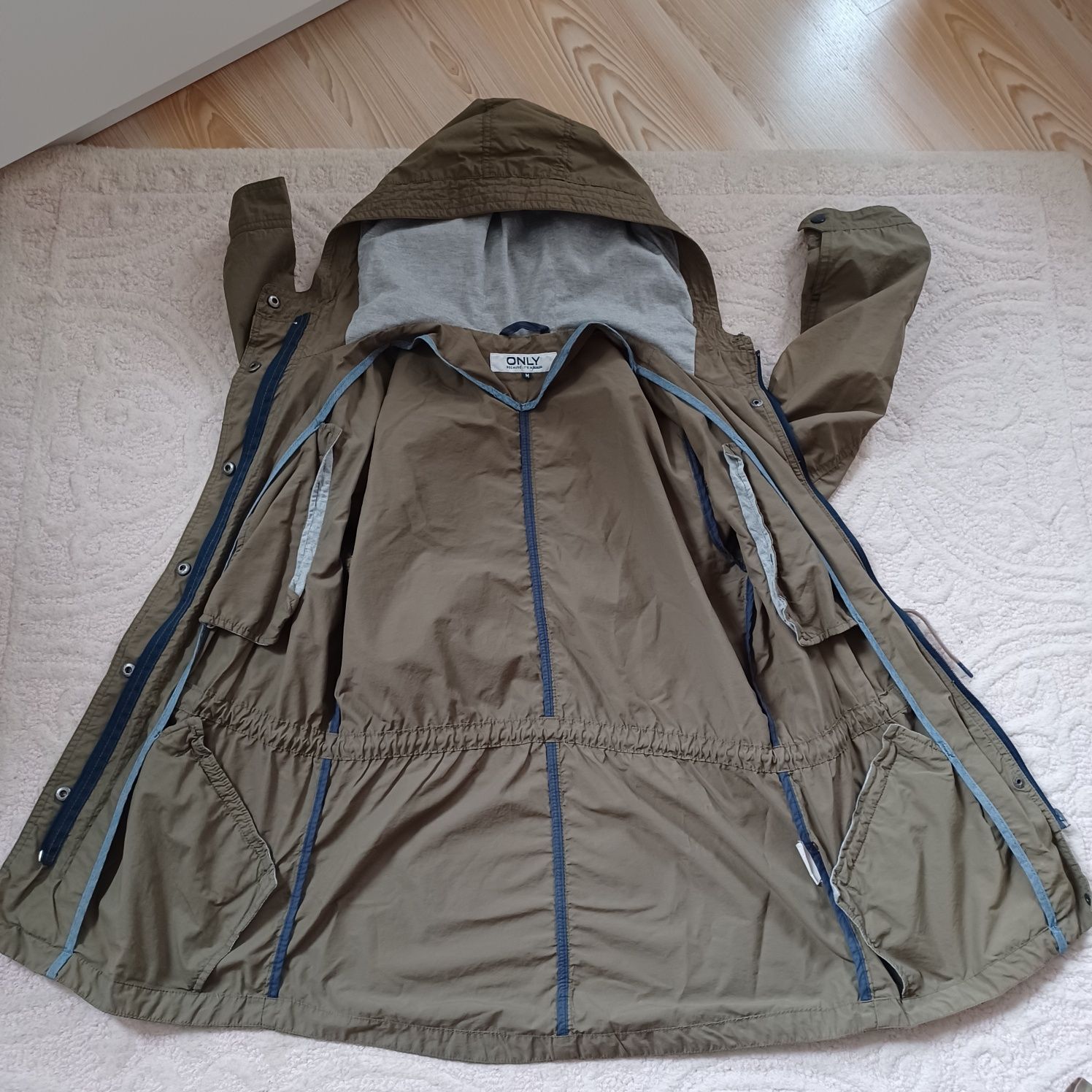 Kurtka parka wiatrówka firmy Only M/ salon 249 zł