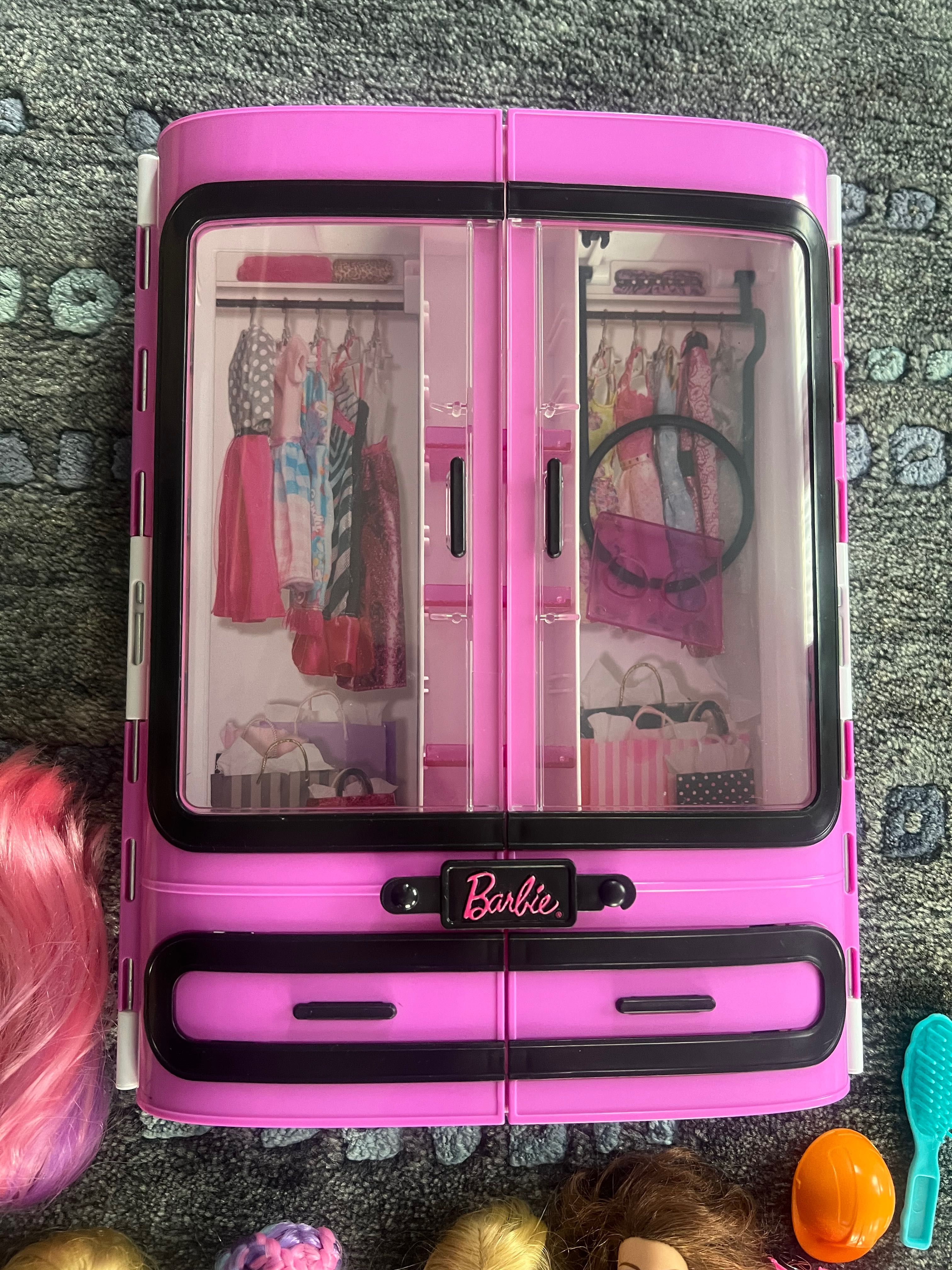 Lalki Barbie 5 szt plus akcesoria Stan Idealny