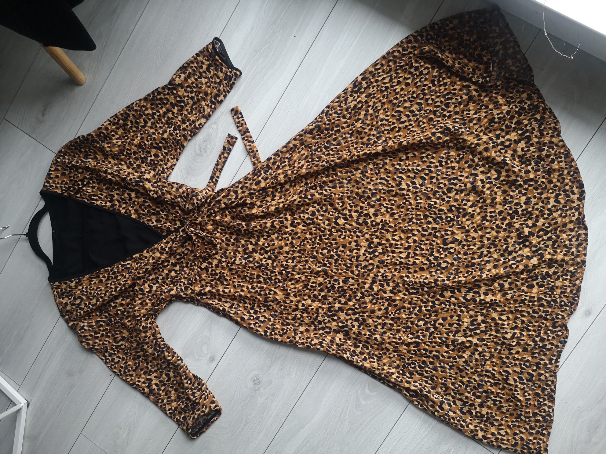 Zara - sukienka w panterkę midi S
