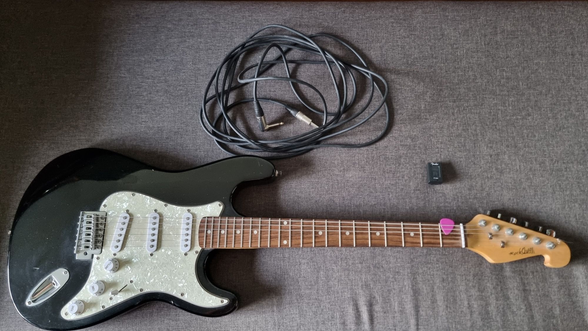 Gitara elektryczna rock Queen + wzmacniacz gitarowy Marshall MG15 40 w