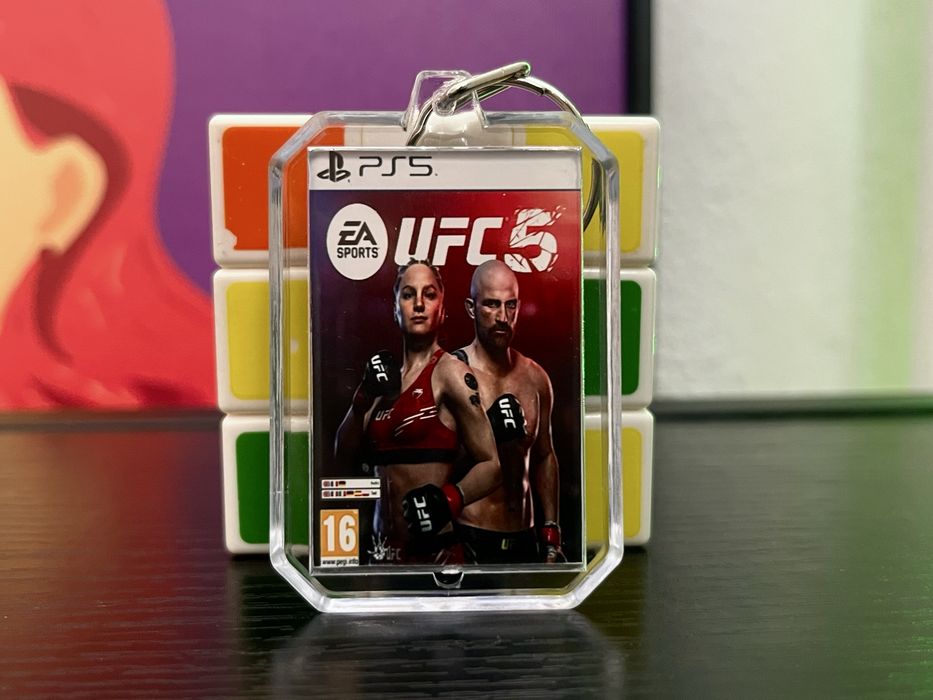 Brelok UFC 5 - mini okładka gry PS5