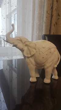 Figurka słonia z kamienia naturalnego