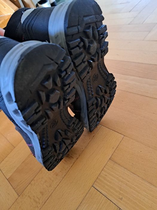 Damskie buty trekkingowe wodoodporne rozm.38