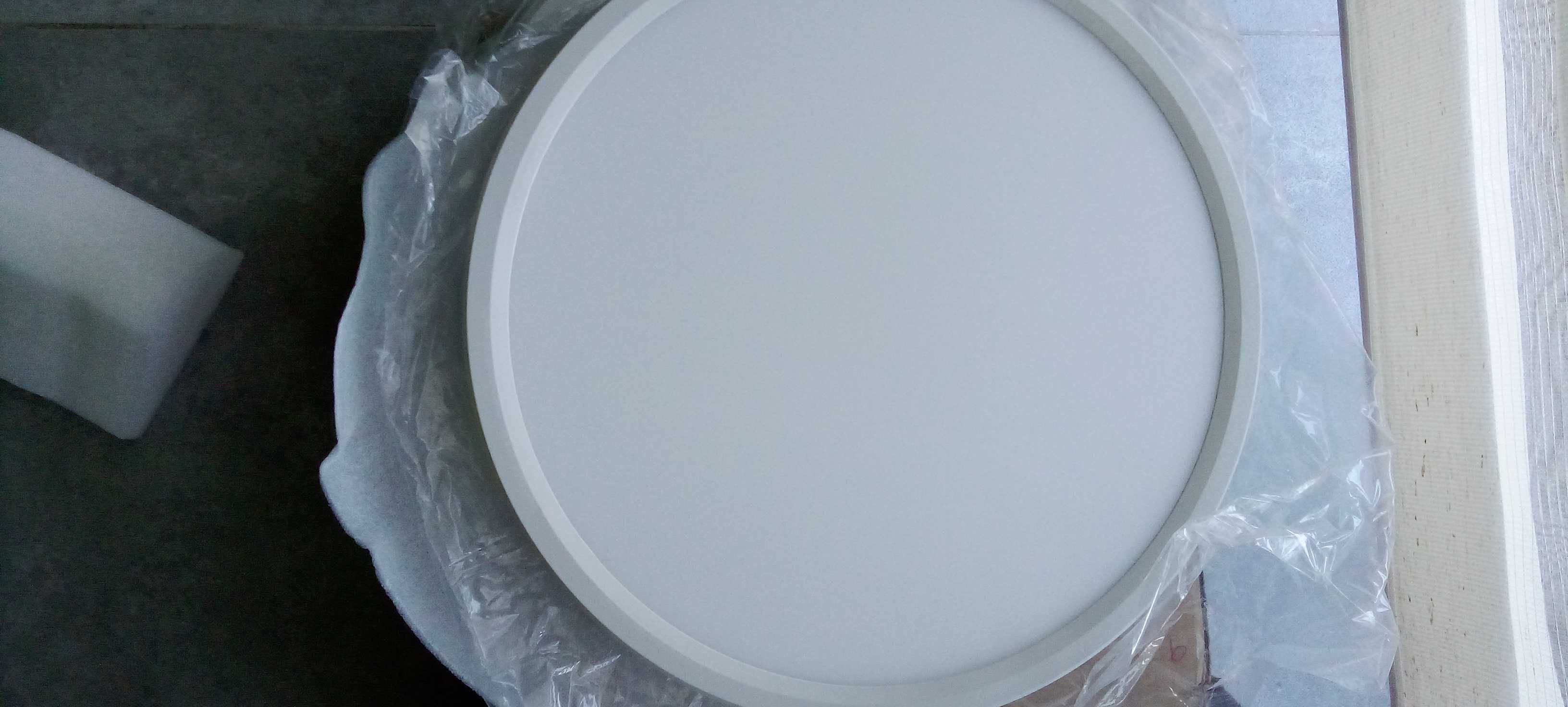 Lampa  LED , okrągła płaska