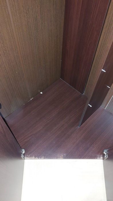 Szafa narożna brązowa