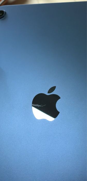 iPad (10th generation), 64gb, blue