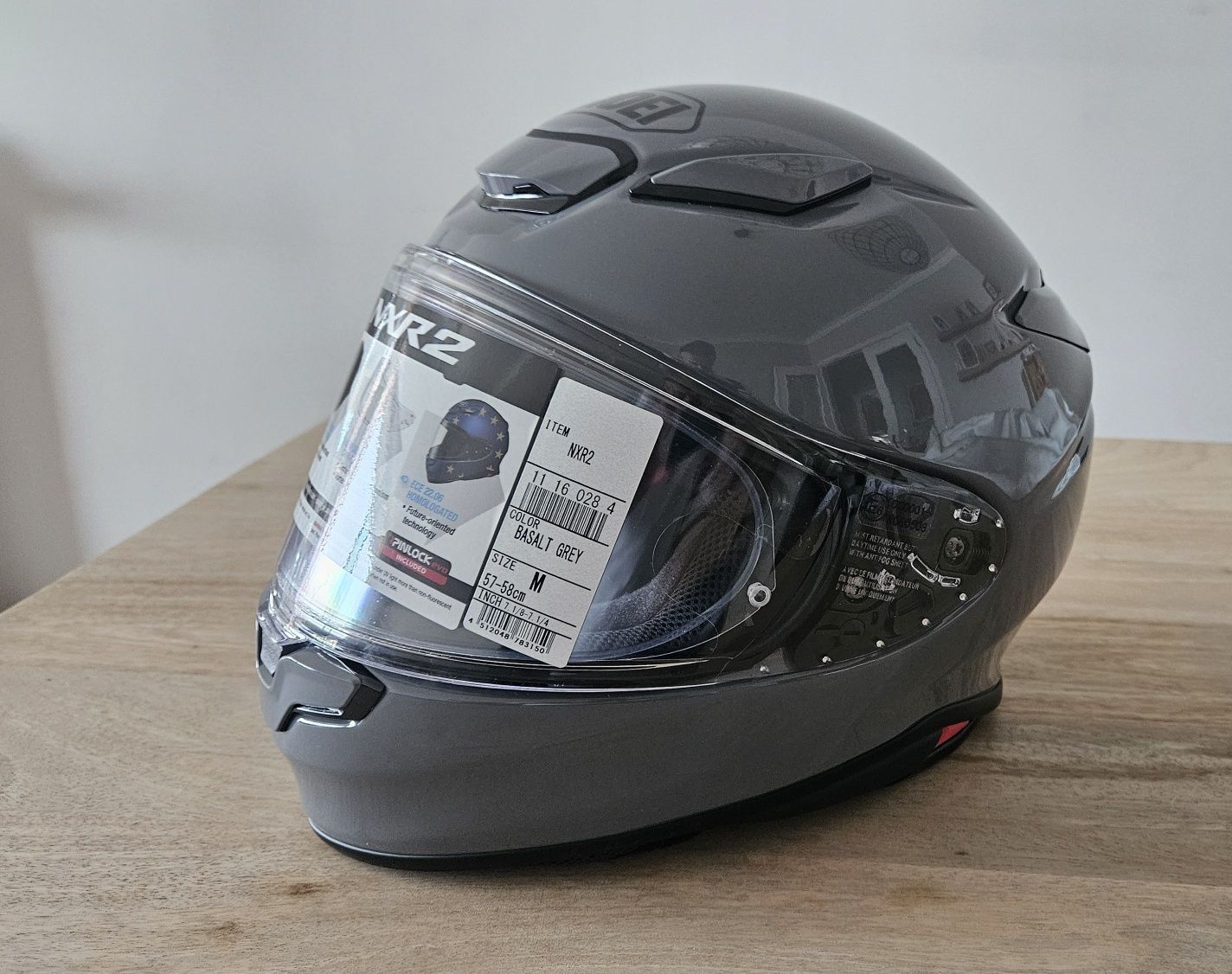 Capacete Shoei NXR 2