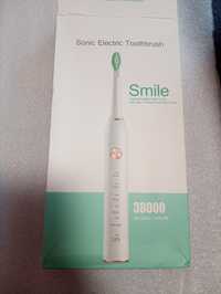 Аккумуляторная зубная щётка Smile на подарок