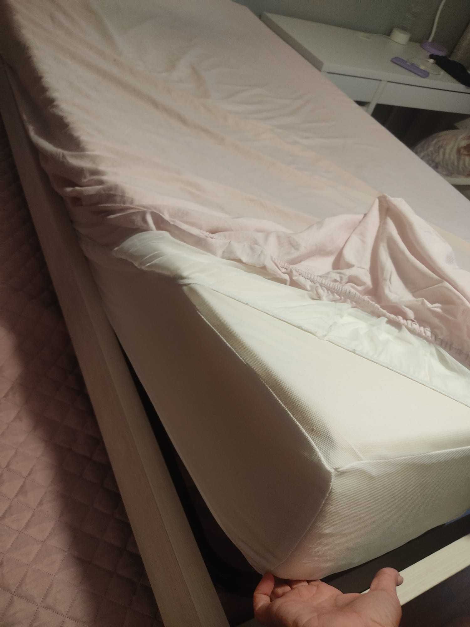 cama de solteiro com gavetão