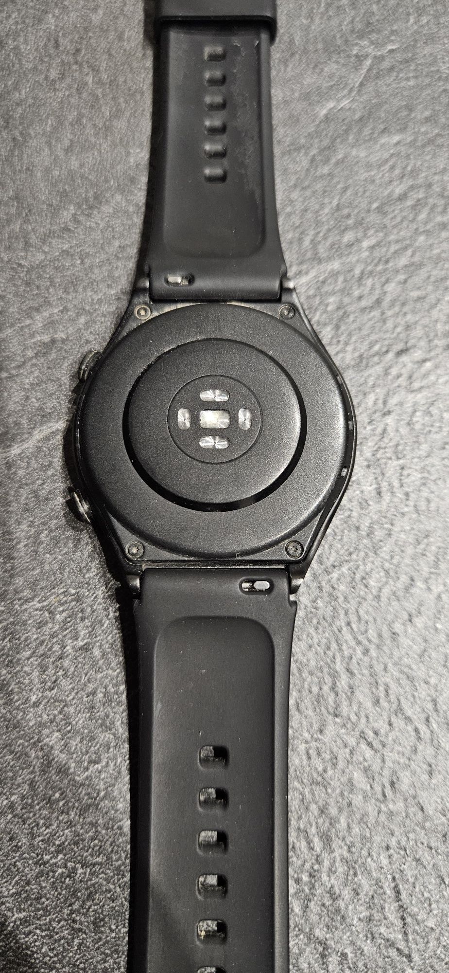 Xiaomi watch s1.