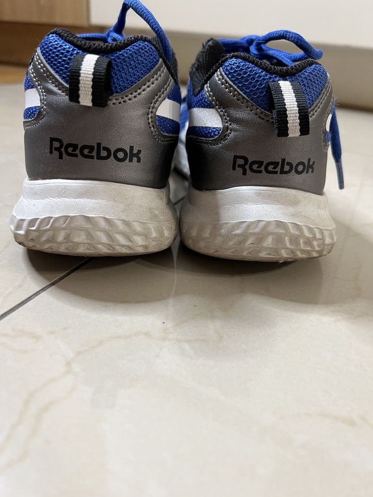 REEBOK 37 buty sportowe używane 40 ZL