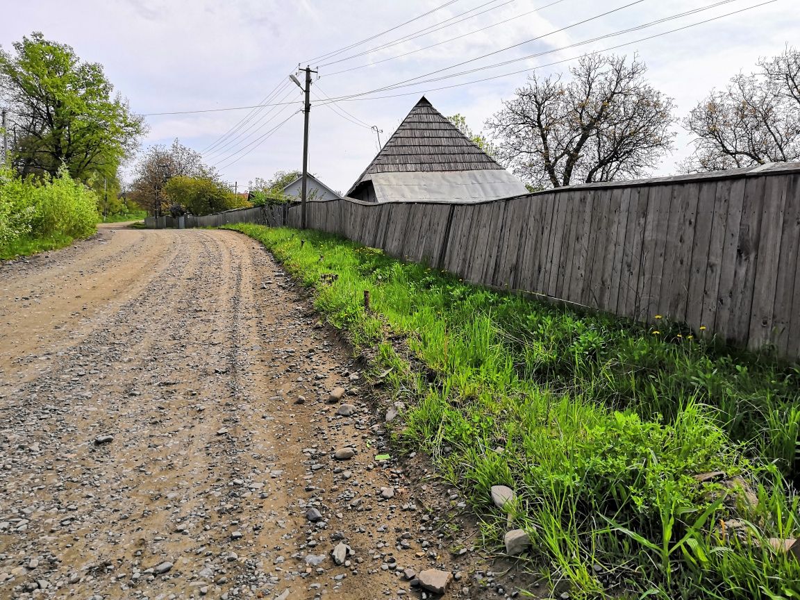 Продам ділянку з будинком