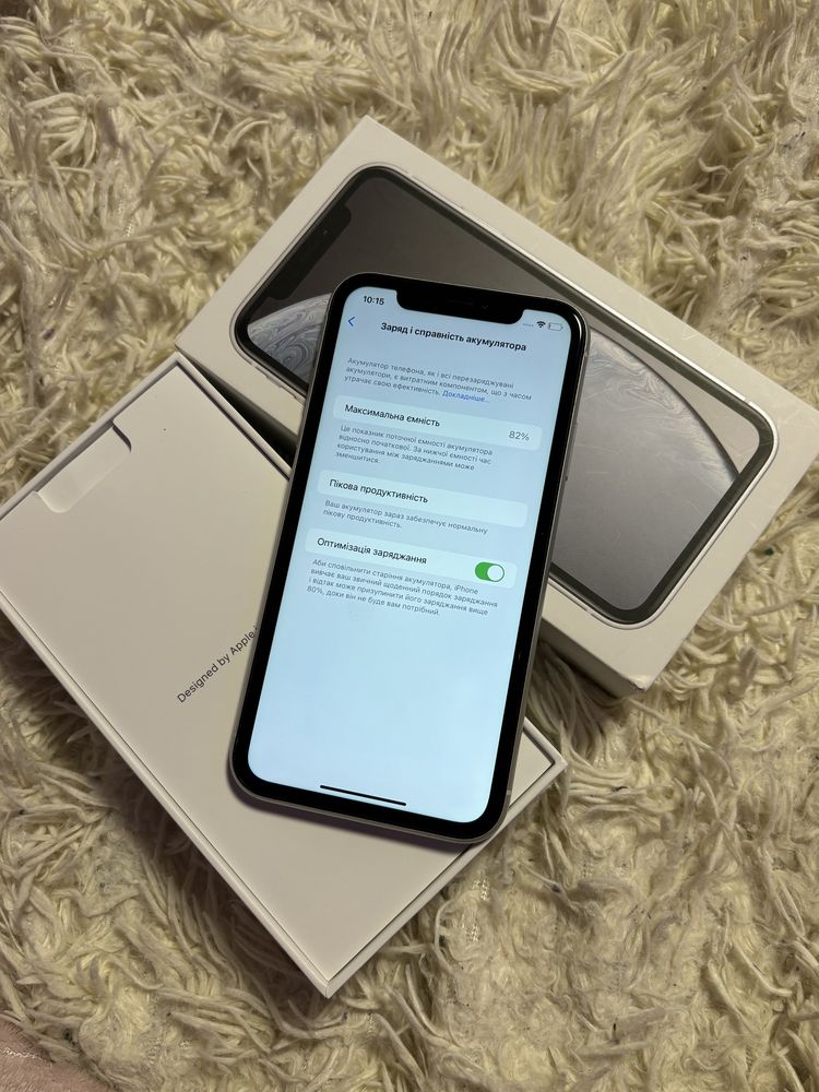 iPhone XR 64GB білий